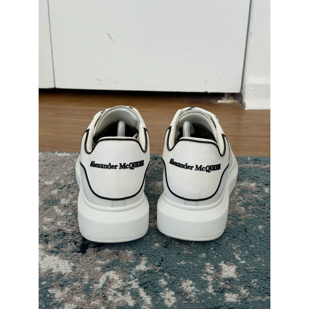 Alexander McQueen - Oversized White & Black Lace-Up Men's Sneakers - Size 11 - Picture 6 of 6